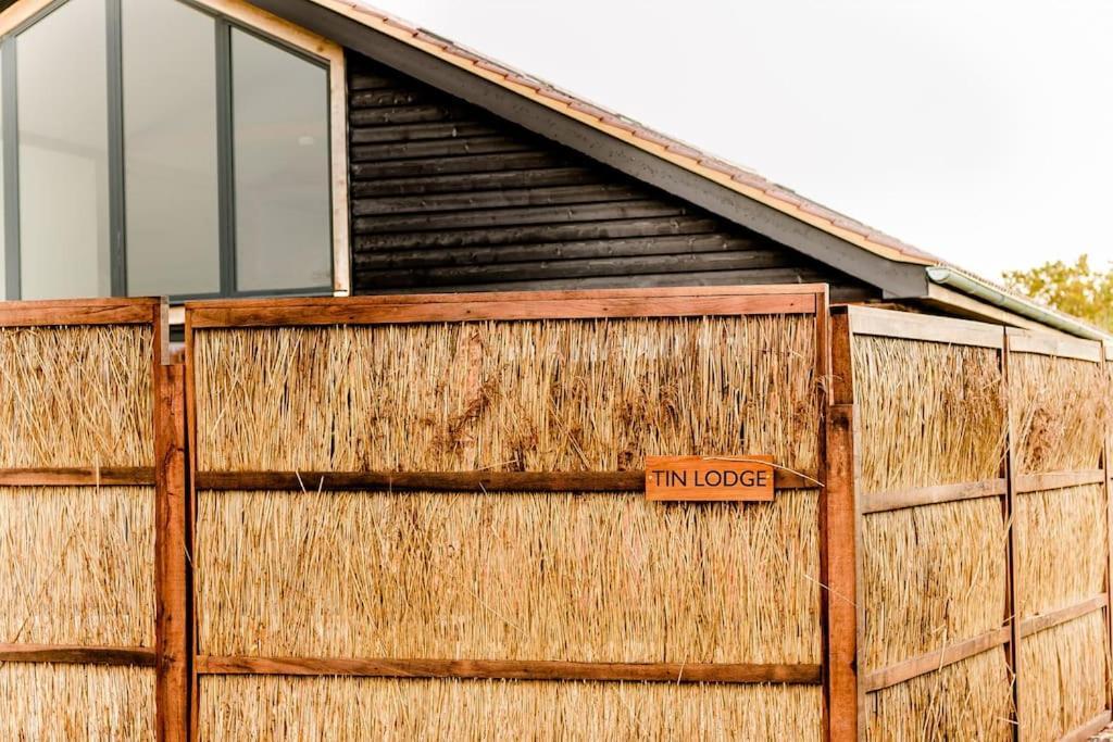 Beautiful Barn Conversion Close To The Broads Dilham Exterior foto