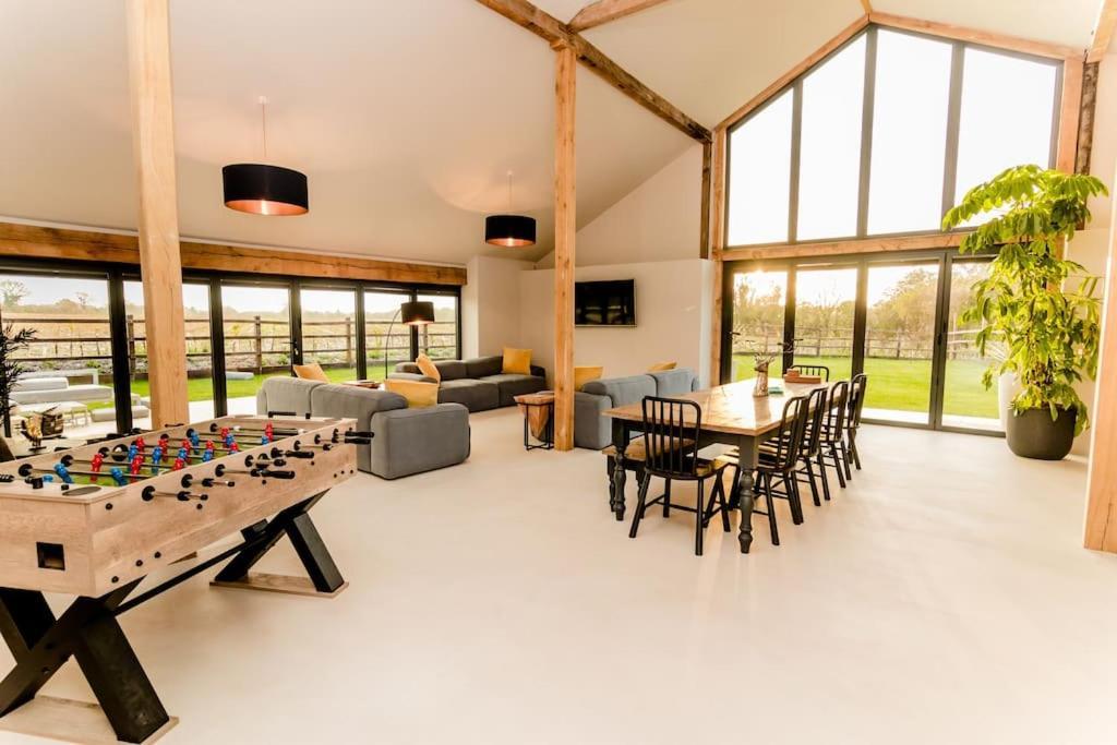 Beautiful Barn Conversion Close To The Broads Dilham Exterior foto
