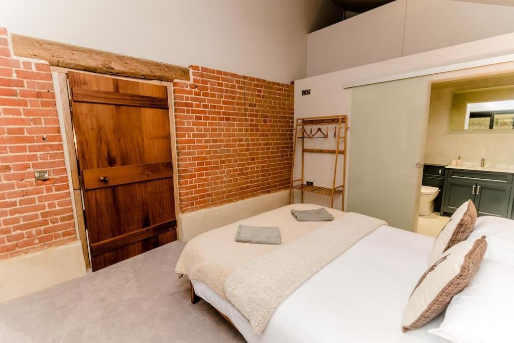 Beautiful Barn Conversion Close To The Broads Dilham Exterior foto