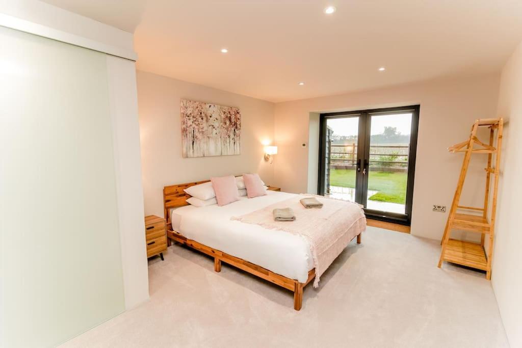 Beautiful Barn Conversion Close To The Broads Dilham Exterior foto