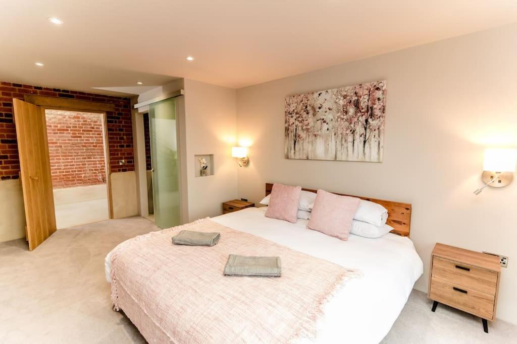 Beautiful Barn Conversion Close To The Broads Dilham Exterior foto